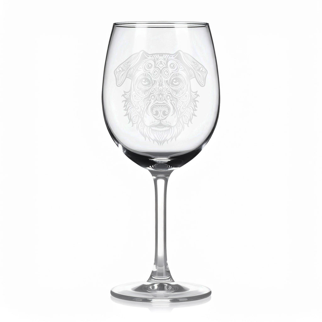 Sklenice na víno s gravírováním mandaly psa II – Přítel s duší
