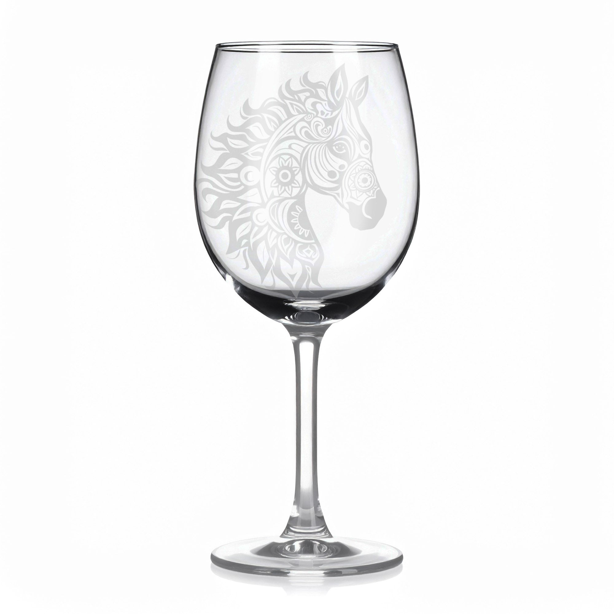 Sklenice na víno s gravírováním mandaly koně – Svoboda a síla