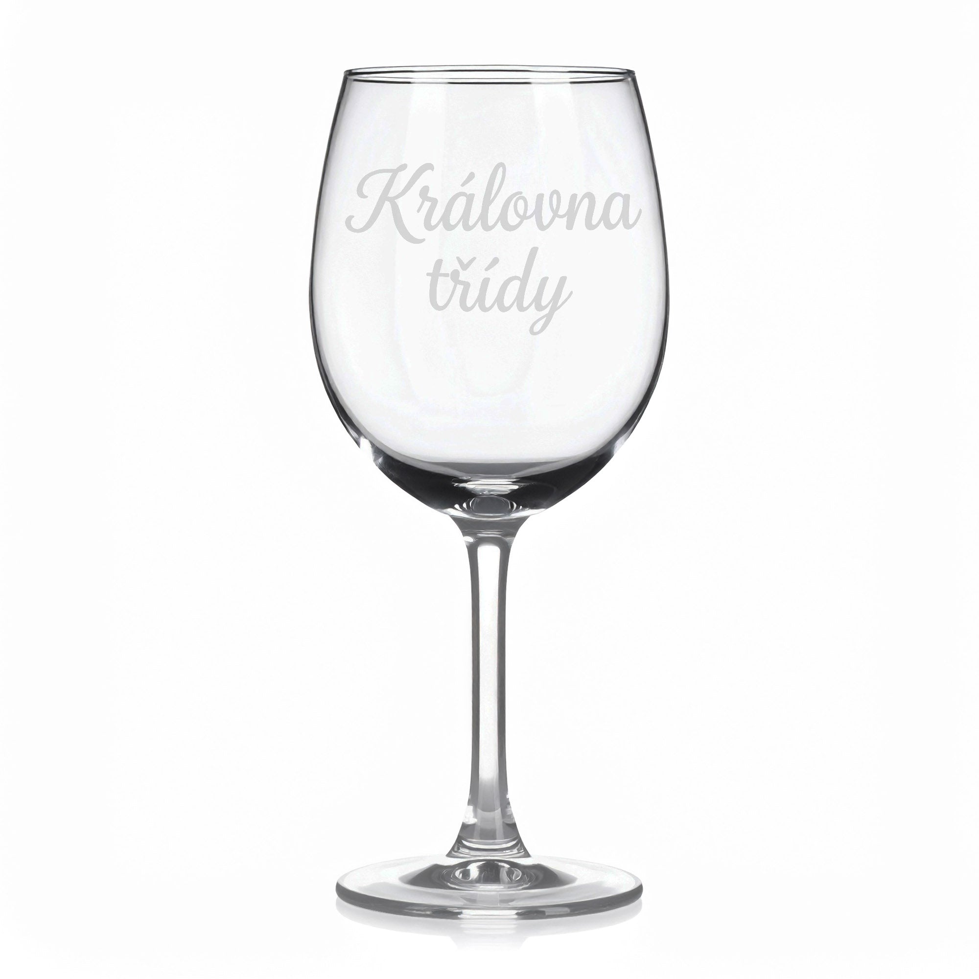 Sklenice na víno s gravírovaným textem „Královna třídy“