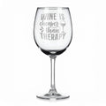 Vínová sklenka s gravírovým textem - Wine is cheaper than therapy
