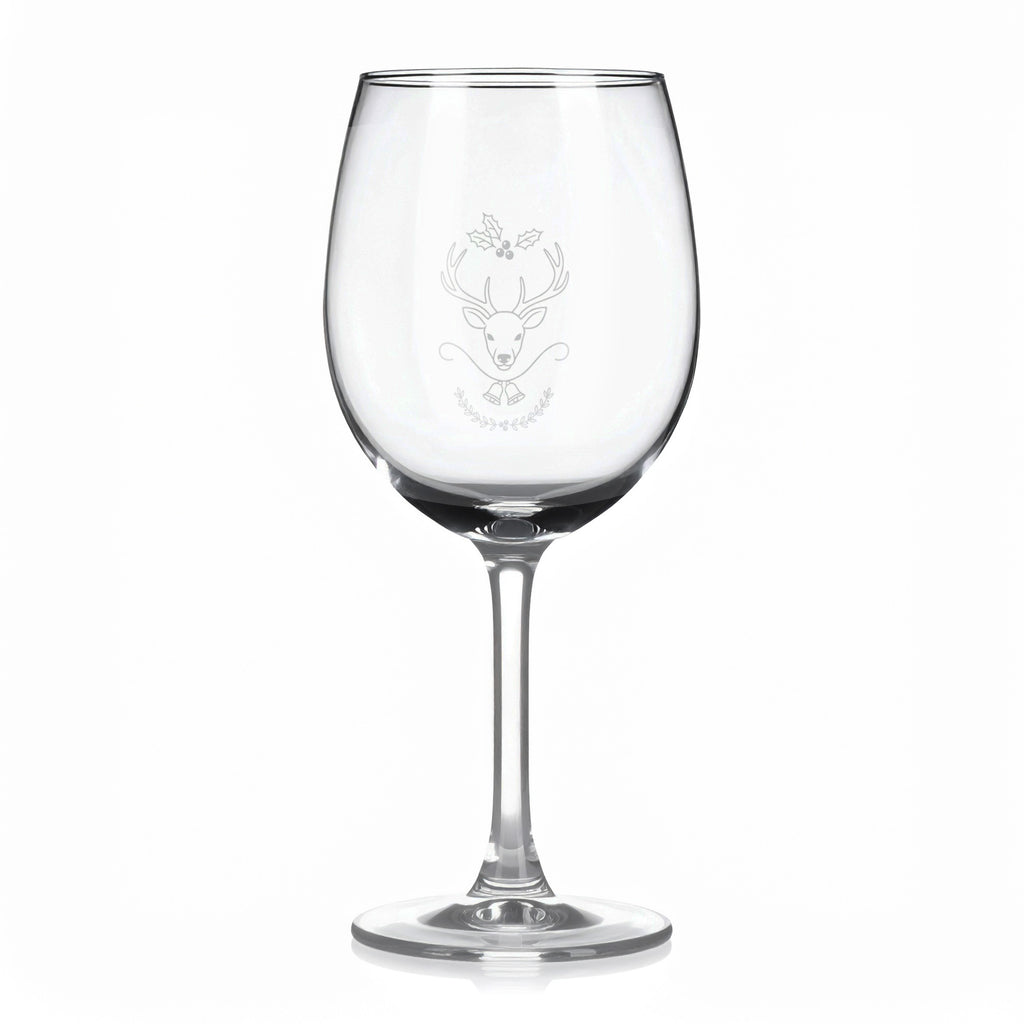 Sklenice na víno s gravírovaným motivem jelena s vánočními detaily