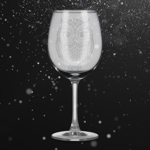 Sklenice na víno s gravírováním mandaly sovy – Moudrost noci