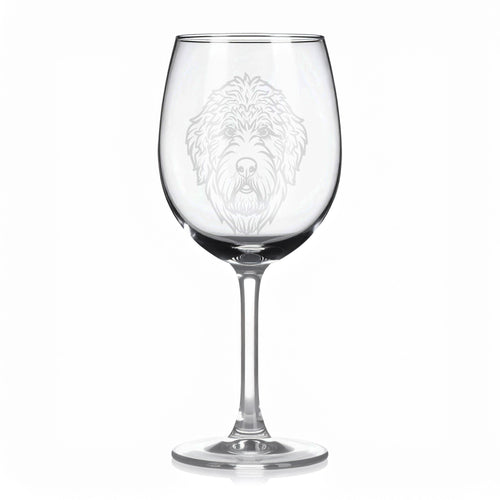 Sklenice na víno s gravírovaným motivem psa plemene Barbet